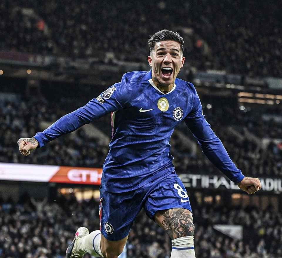 利物浦名宿赫斯基的两个儿子代表曼城替补出场，完成一线队首秀