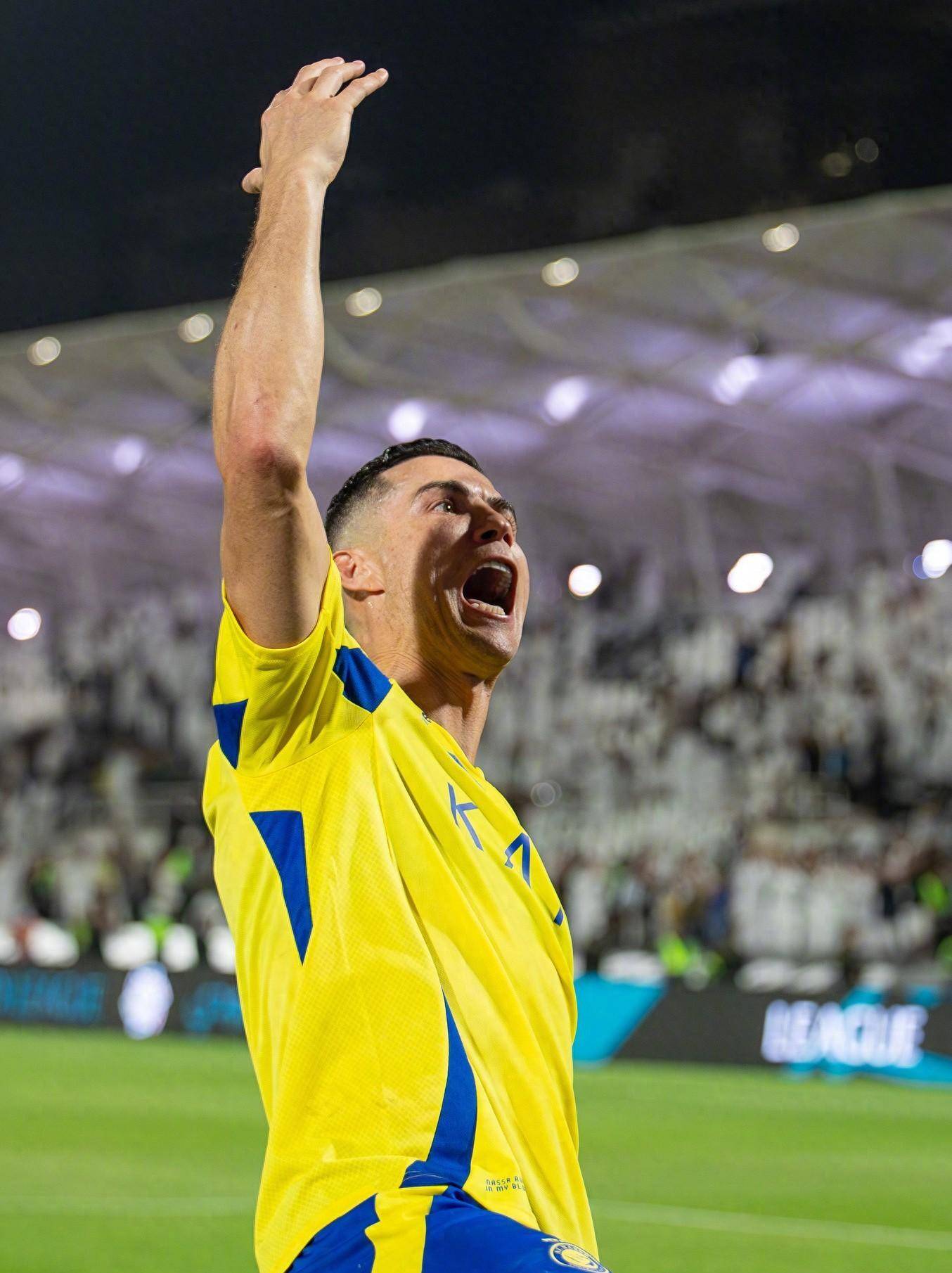 裁判报告丨阿莱格里是遭到红牌驱逐