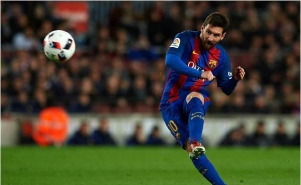 [图]费利佩双响卡扎破门难救主 蓉城2-1十人泰山